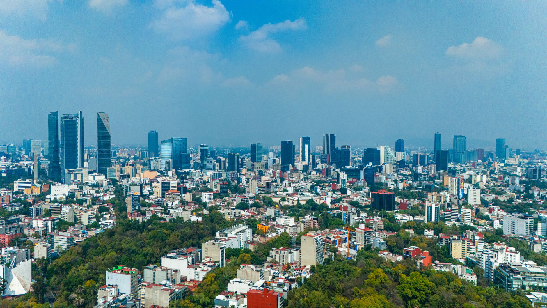 Mexico City Renters Struggle as Prices Exceed Affordable 30% Rule