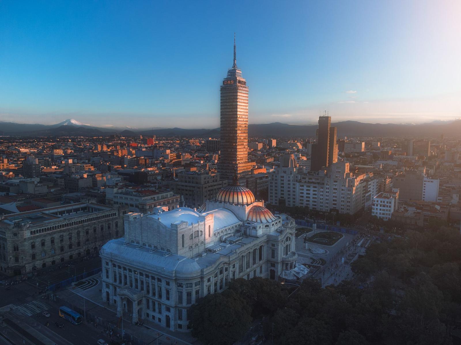 Cityscape of Mexico City
